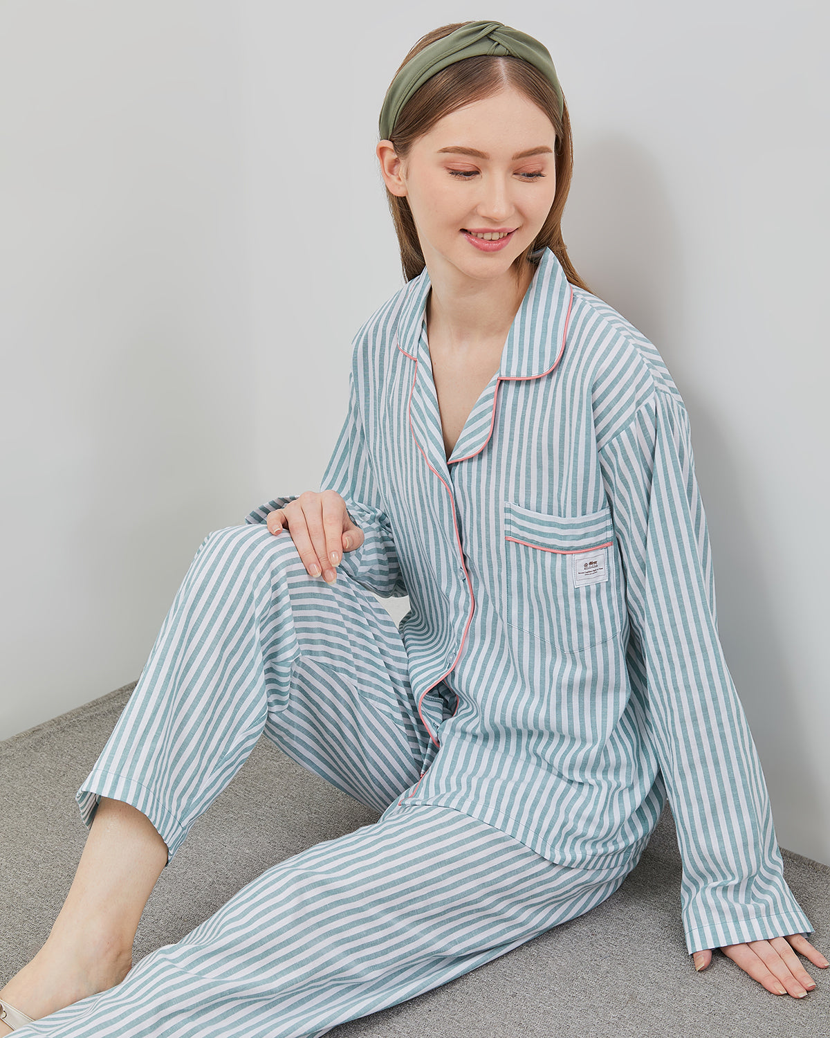 Cottonbee One Set Piyama Cotton Pria dan Wanita Varian Milk Sorbet