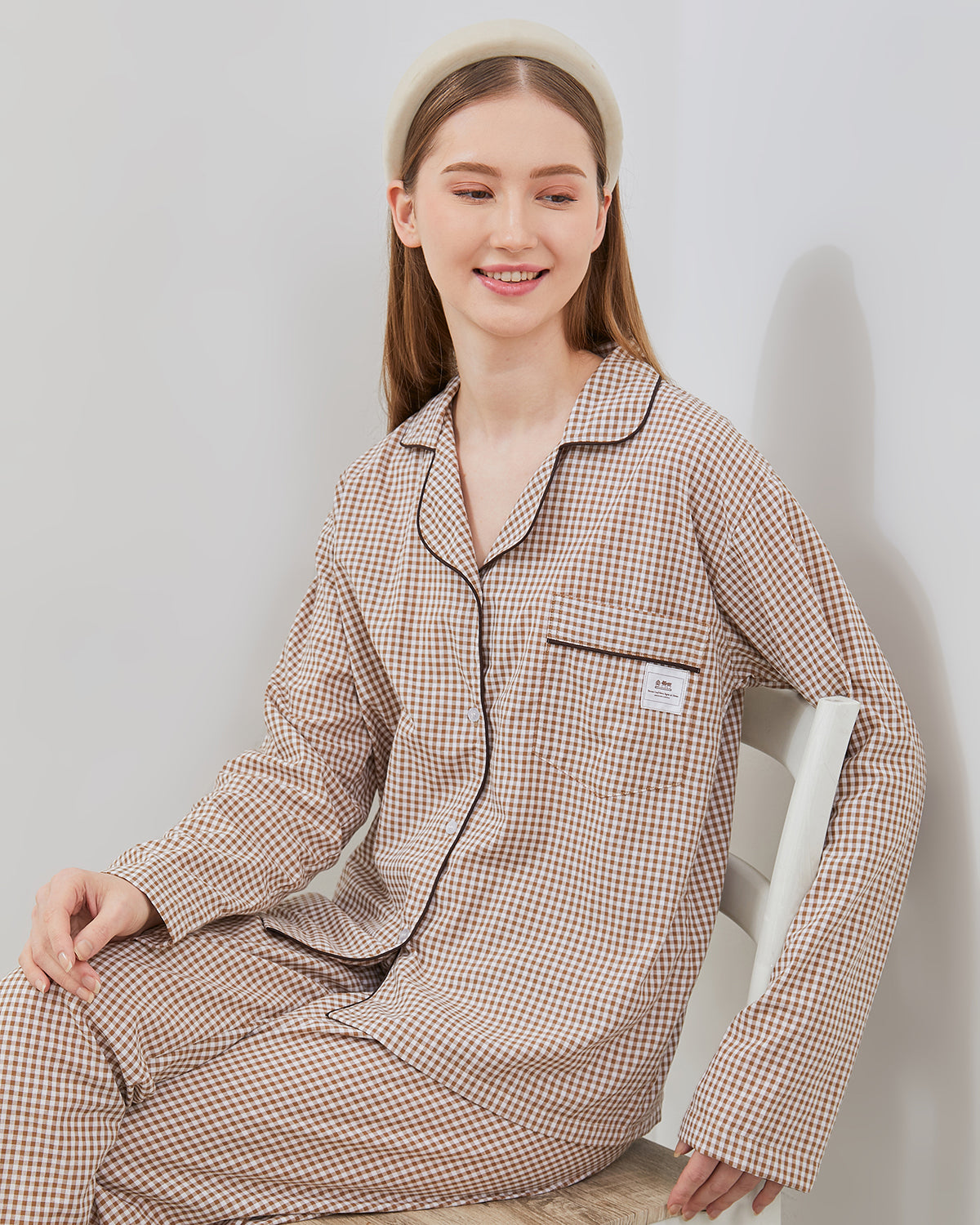 Cottonbee One Set Piyama Cotton Pria dan Wanita Varian Biscotti