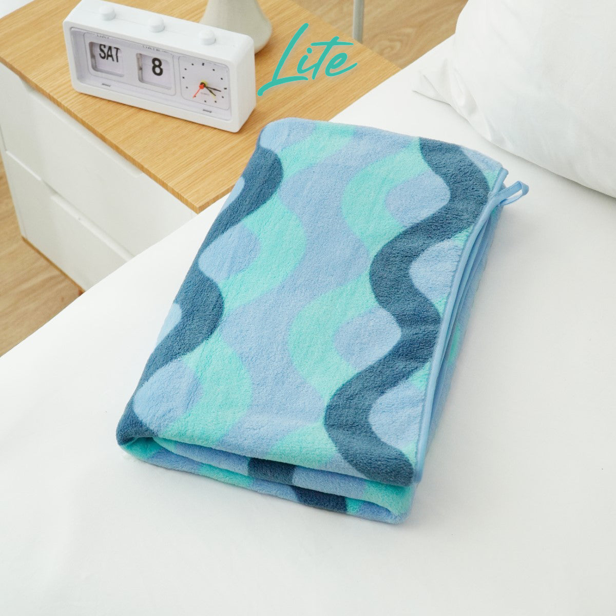 Kintakun Lite Coral Fleece Print Towel 70 x 140cm Pavati