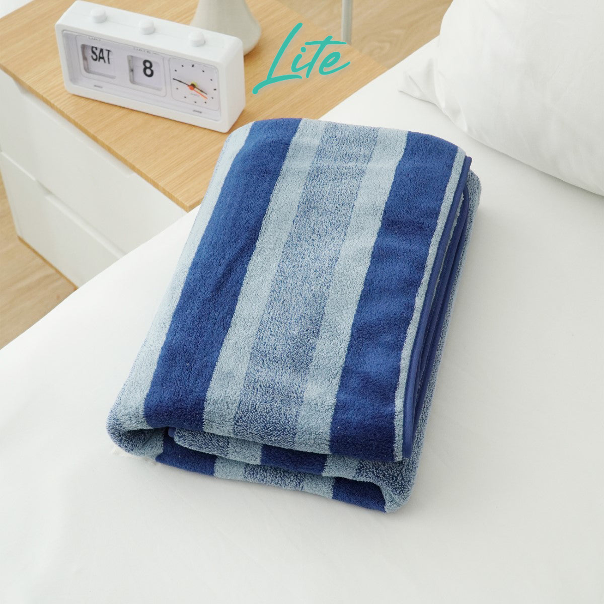 Kintakun Lite Coral Fleece Print Towel 70 x 140cm Triton